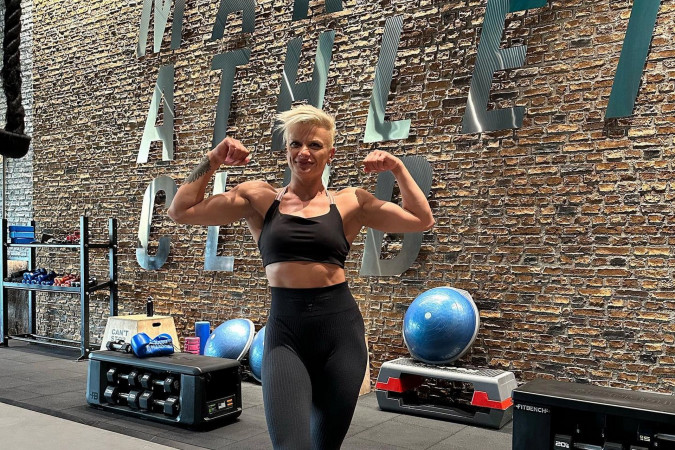 Günay Arazova bodibildinqdə stereotipləri qıran yolundan danışıb