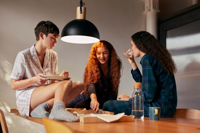 Queer couple in Oysho ad