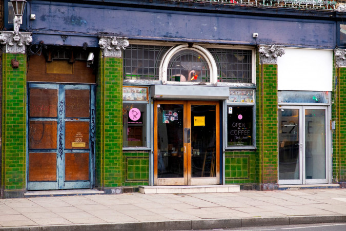 Four people ‘brutally beaten’ at queer pub