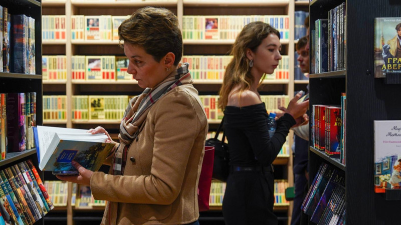 Russia’s leading publisher shuts queer-interest imprint